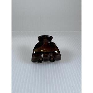 Stylish Brown Hair Claw Clip - Trendy Accessory